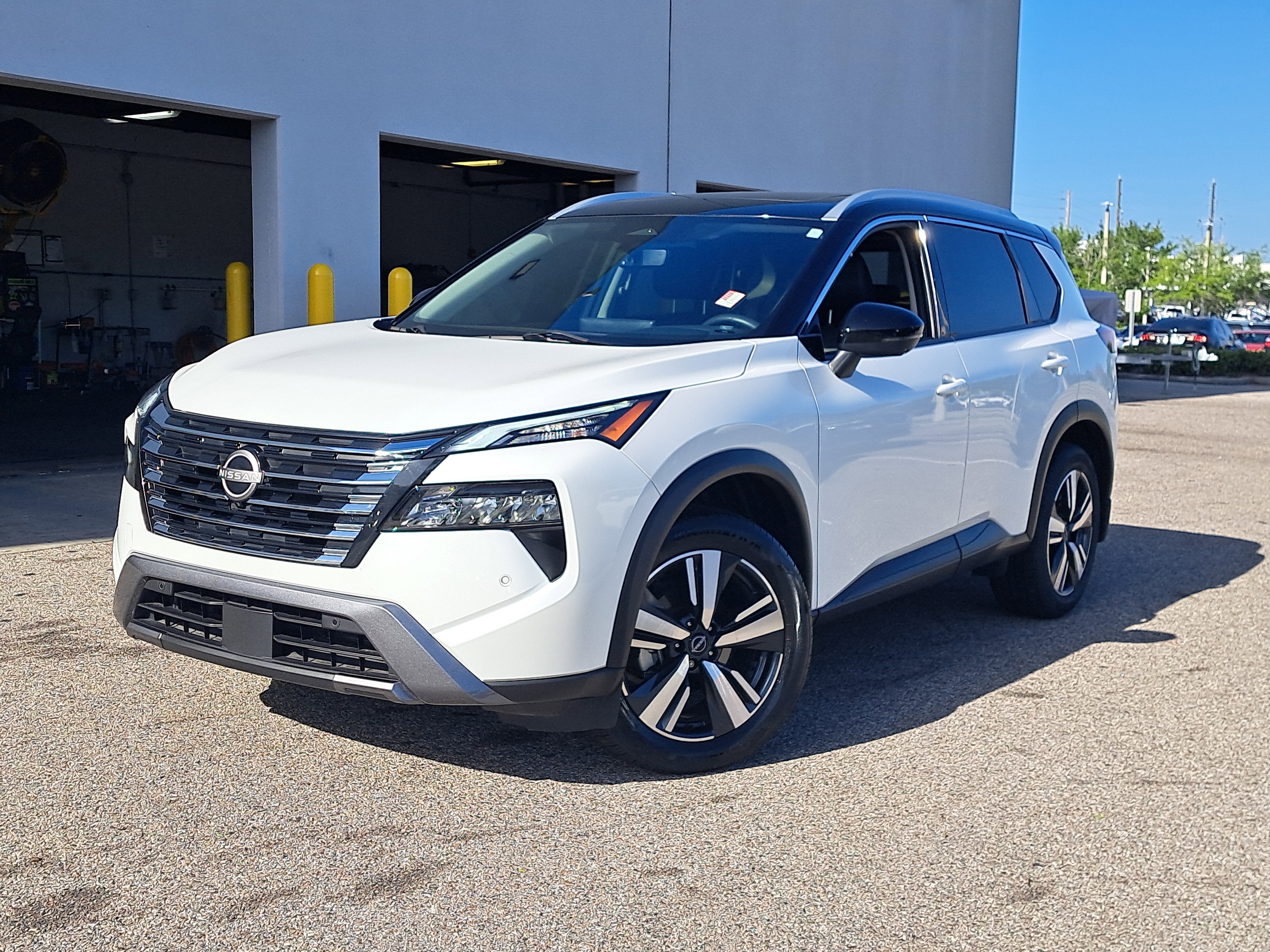 2024 Nissan Rogue SL