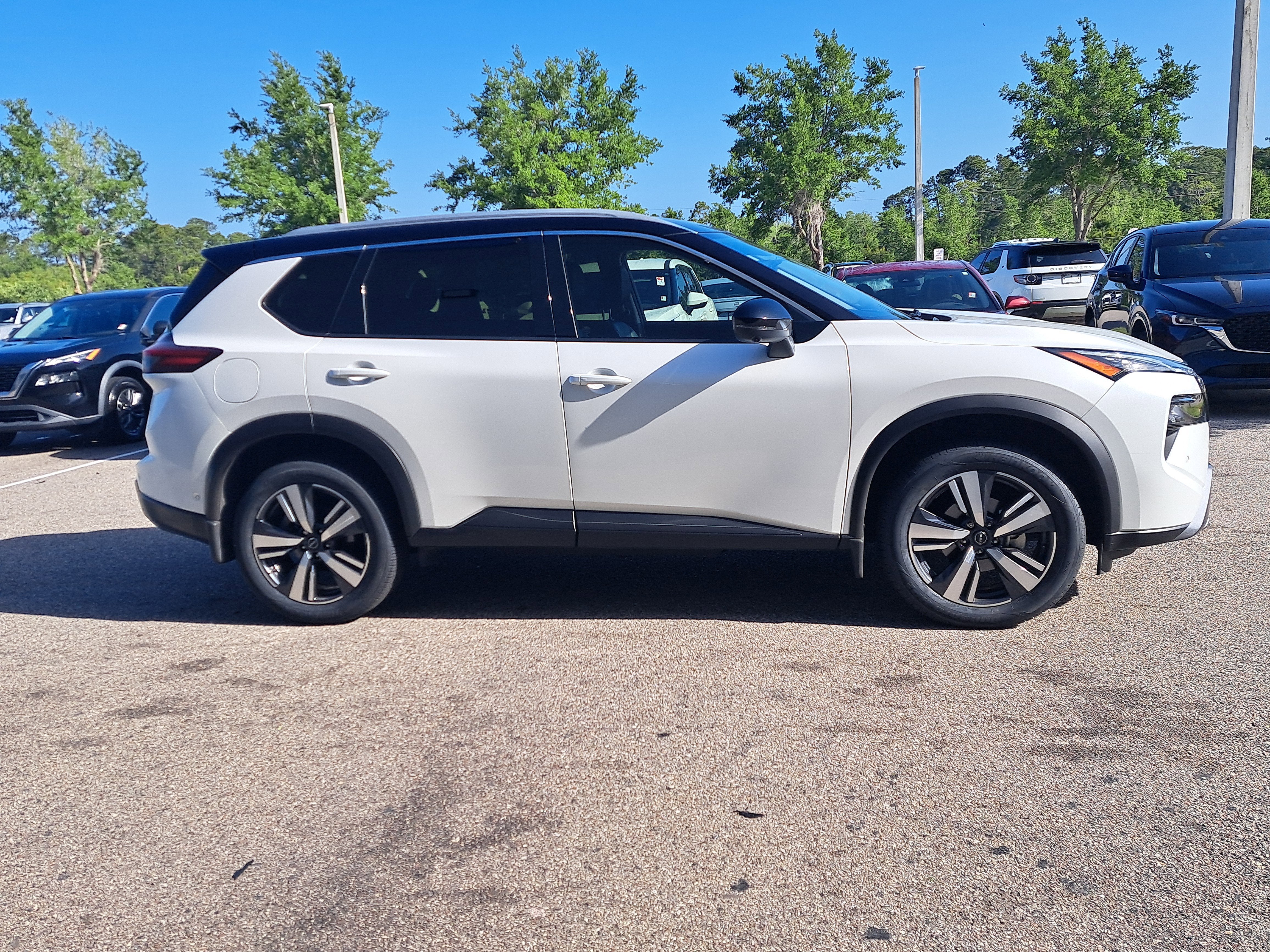 2024 Nissan Rogue SL