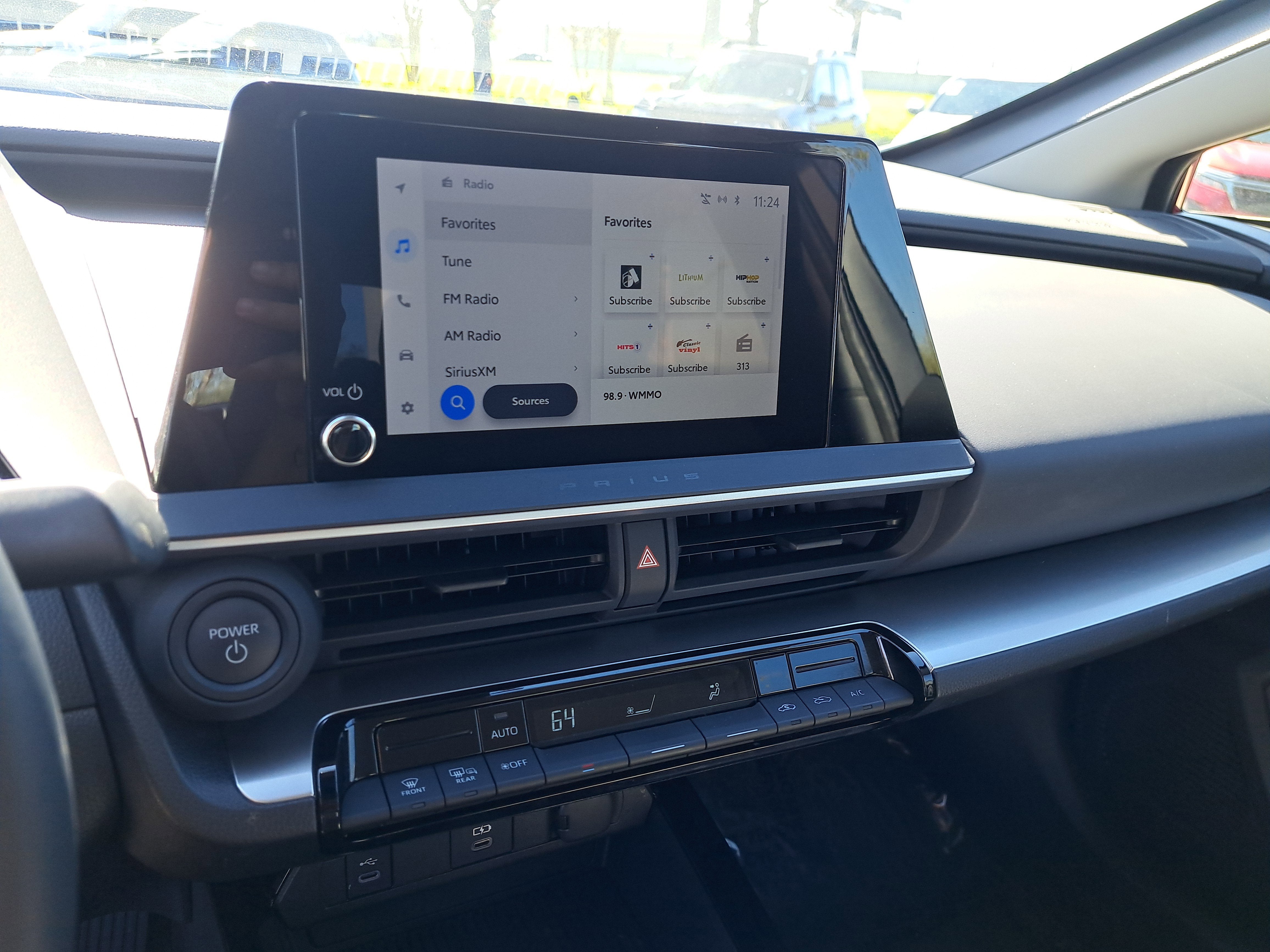 2025 Toyota Prius LE