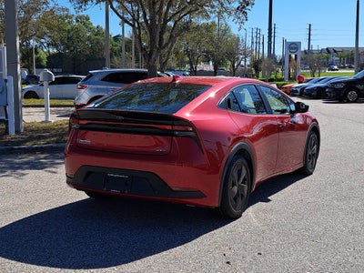 2025 Toyota Prius LE