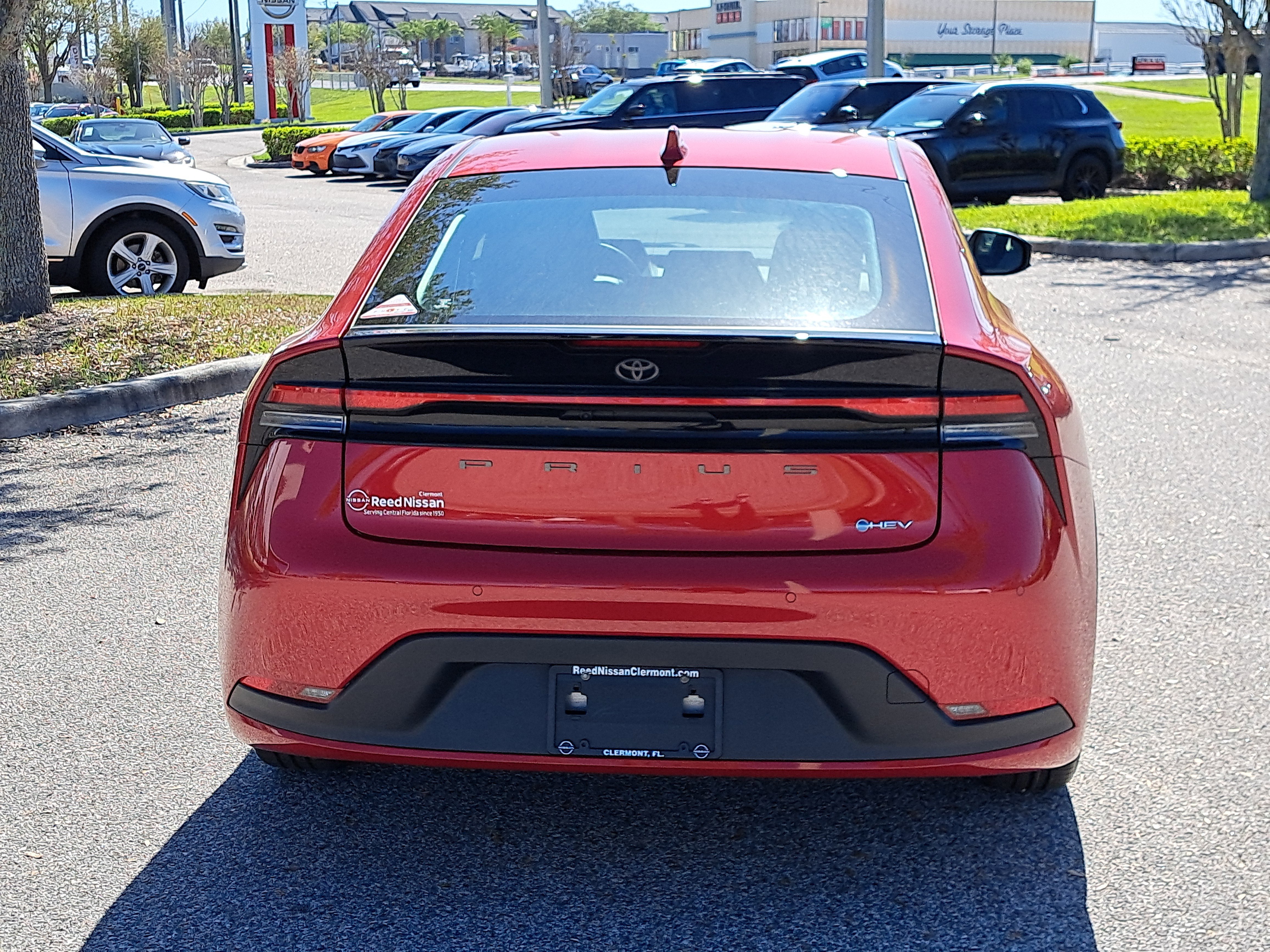 2025 Toyota Prius LE