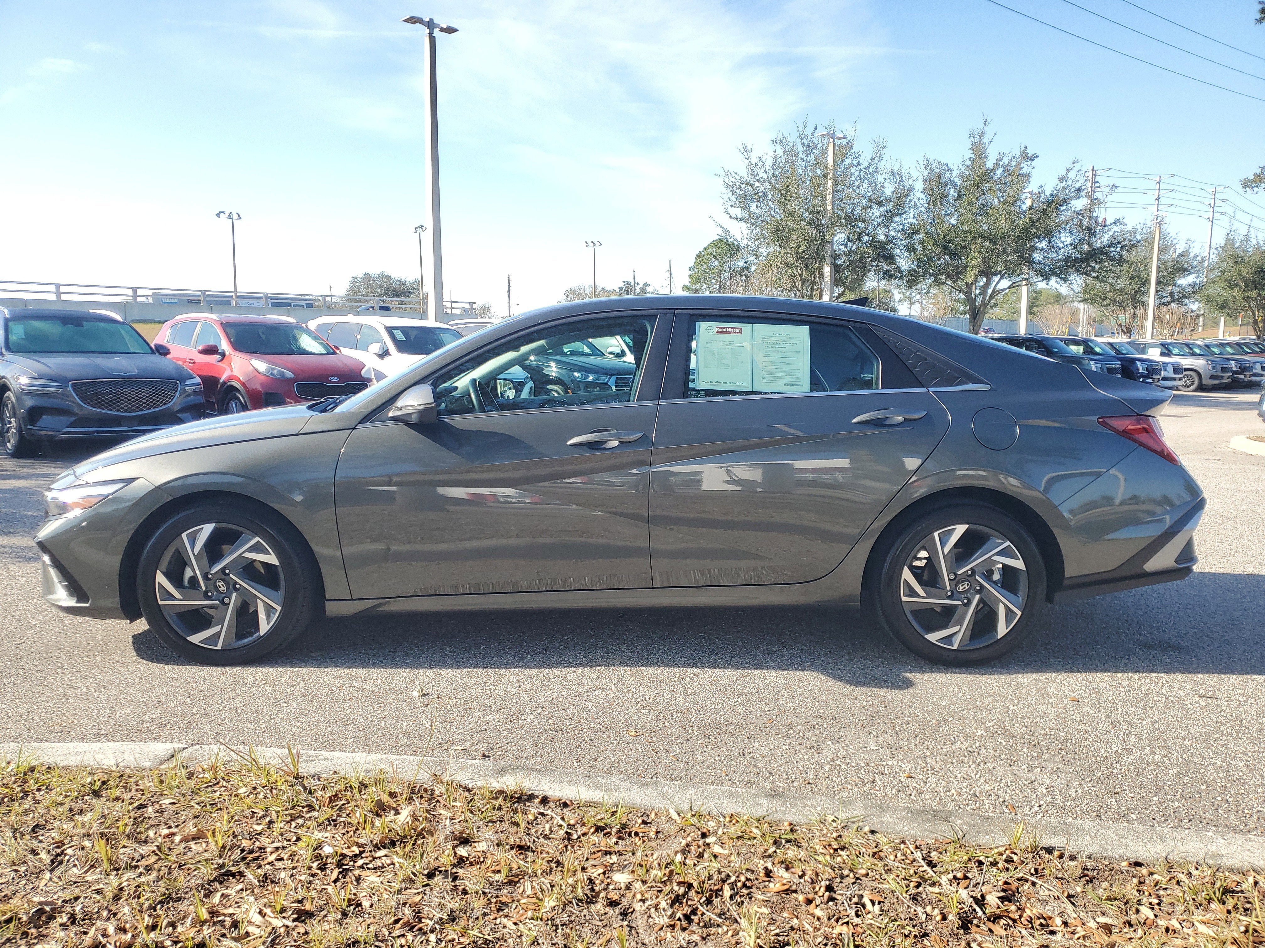 2024 Hyundai Elantra Limited