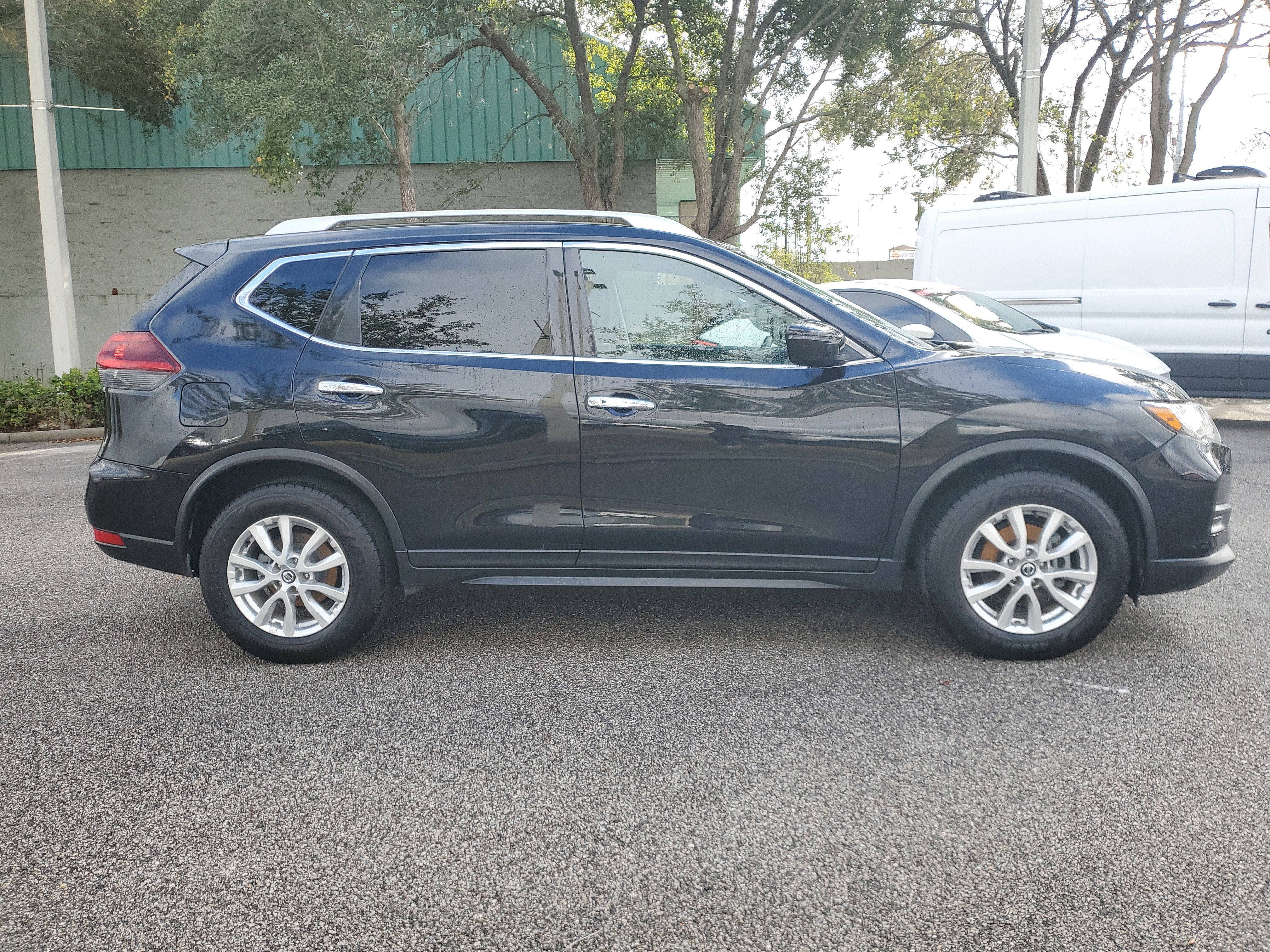 2019 Nissan Rogue SV