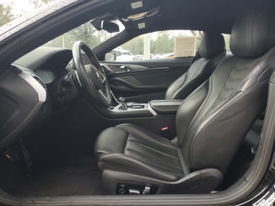 2025 BMW 8 Series 840i