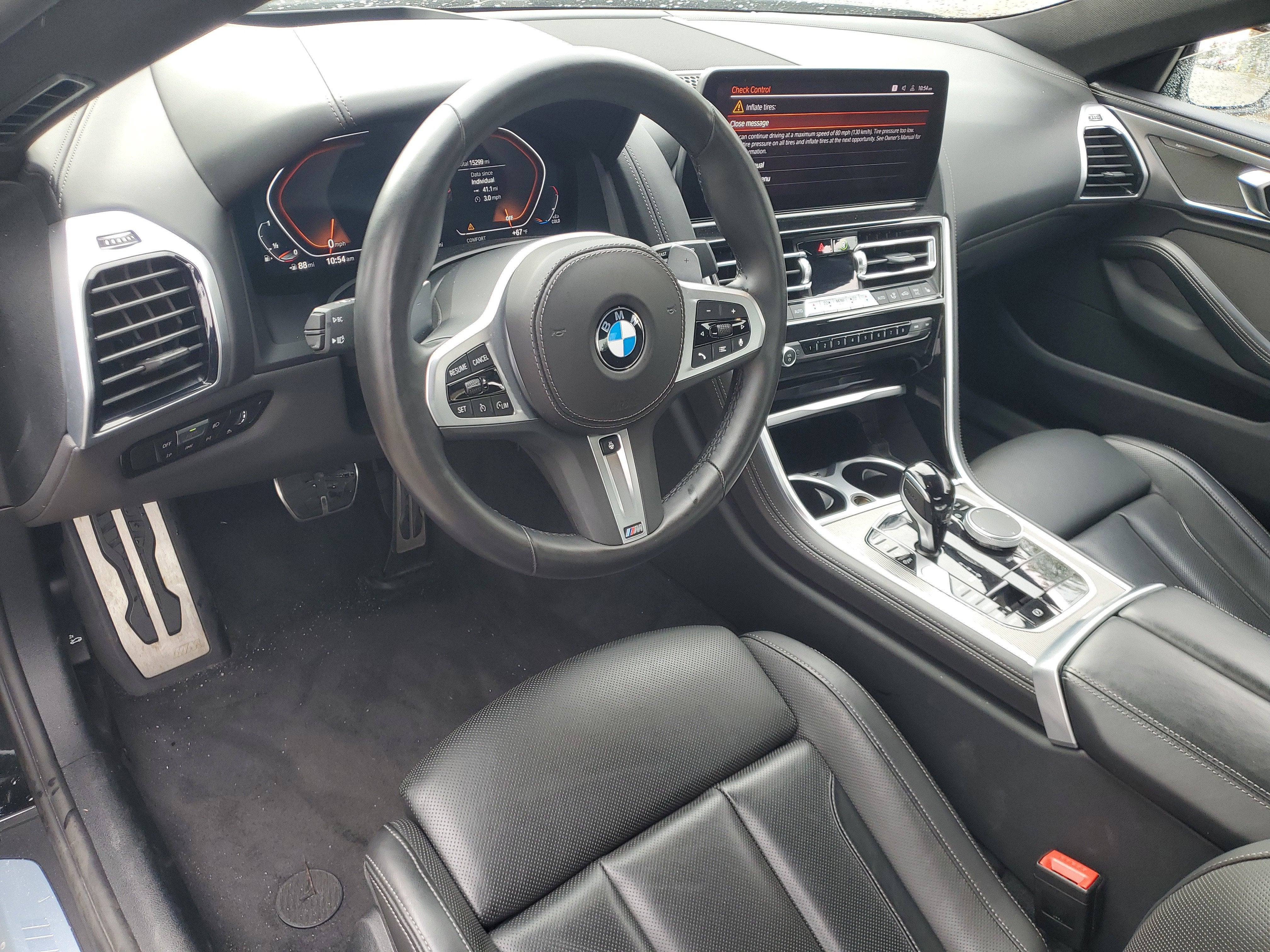 2025 BMW 8 Series 840i