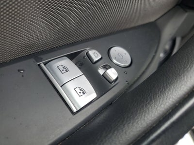 2025 BMW 8 Series 840i