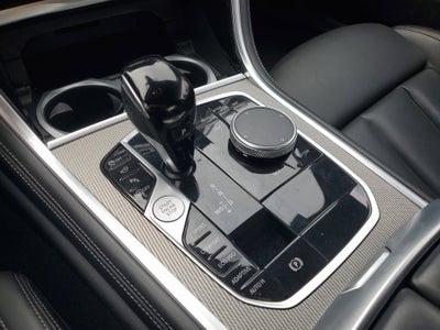 2025 BMW 8 Series 840i