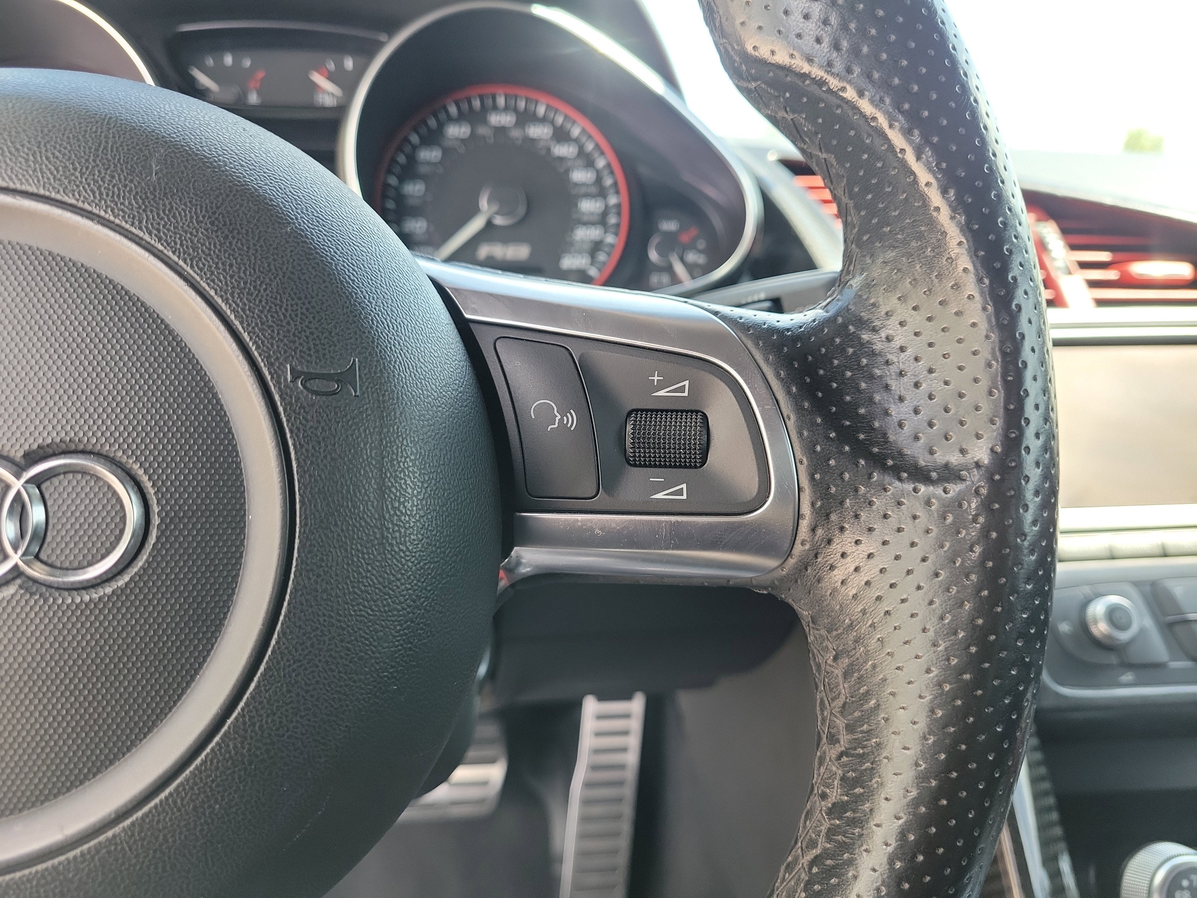 2011 Audi R8 5.2L
