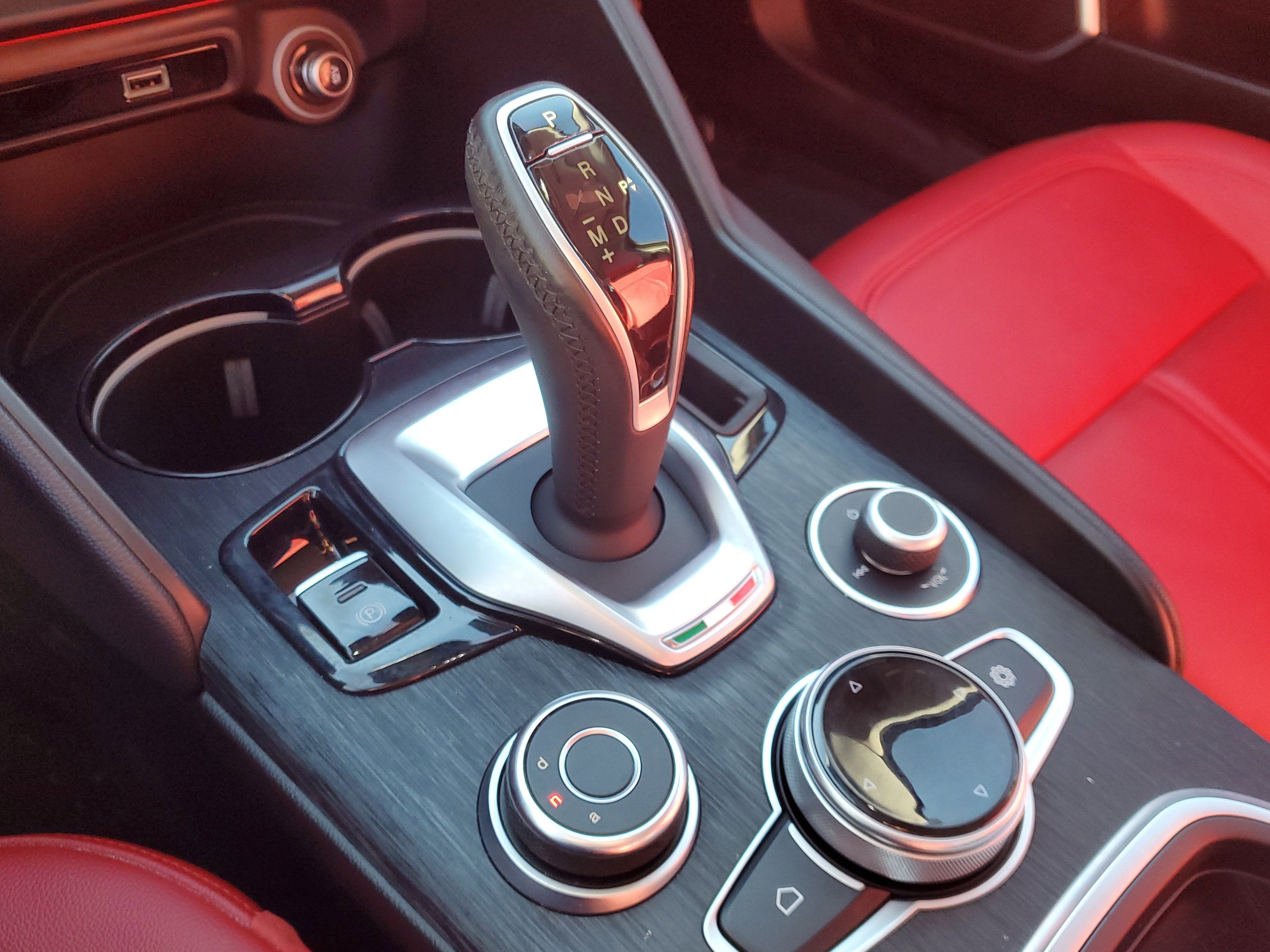 2020 Alfa Romeo Giulia Sport