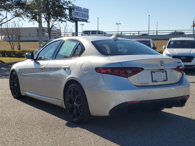 2020 Alfa Romeo Giulia Sport