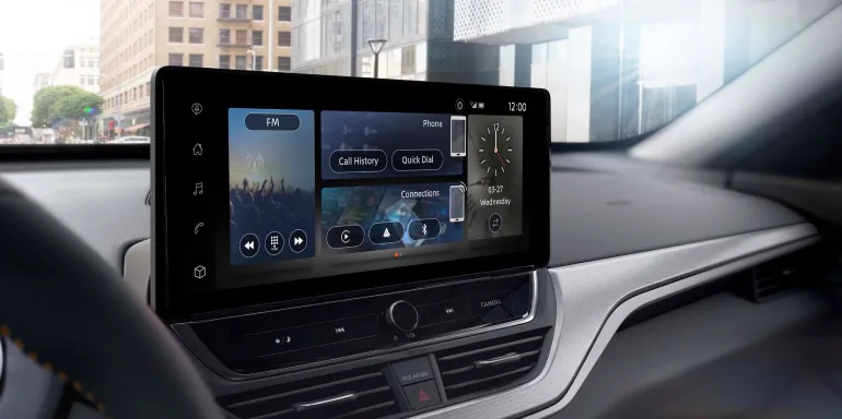 2027 Nissan Altima sedan 12.3-inch HD touch-screen display at Reed Nissan Orlando in Orlando FL